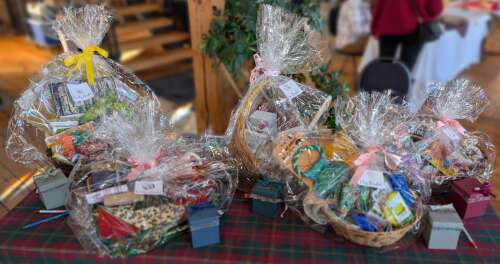 Winners of Seasonal Wrapsody Raffle Baskets