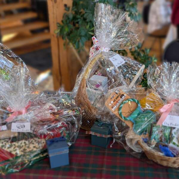 Winners of Seasonal Wrapsody Raffle Baskets